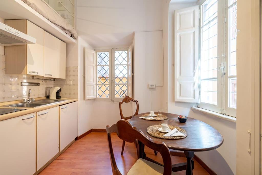 Tiny House Nel Cuore Di Roma Exterior photo