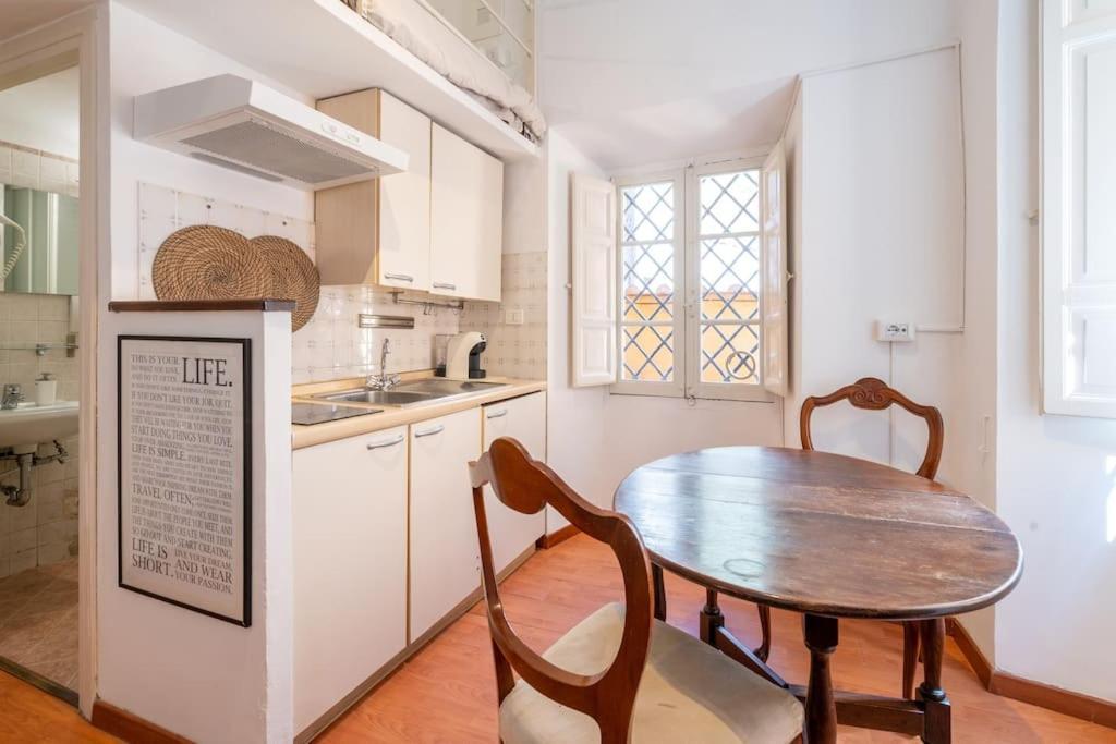 Tiny House Nel Cuore Di Roma Exterior photo