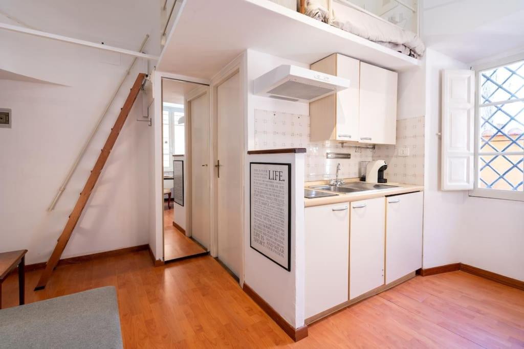 Tiny House Nel Cuore Di Roma Exterior photo